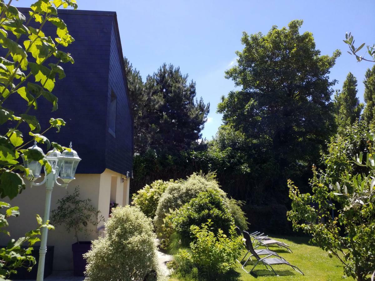 Appartements Et Gite Les Hauts De Sophia Трувиль-сюр-Мер Экстерьер фото