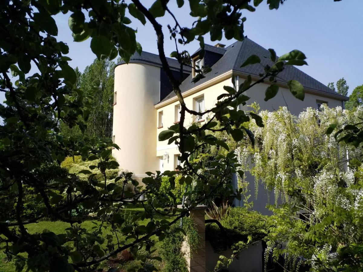 Appartements Et Gite Les Hauts De Sophia Трувиль-сюр-Мер Экстерьер фото